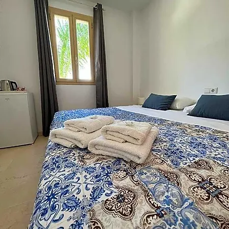Bonita By On-line Bed and Breakfast